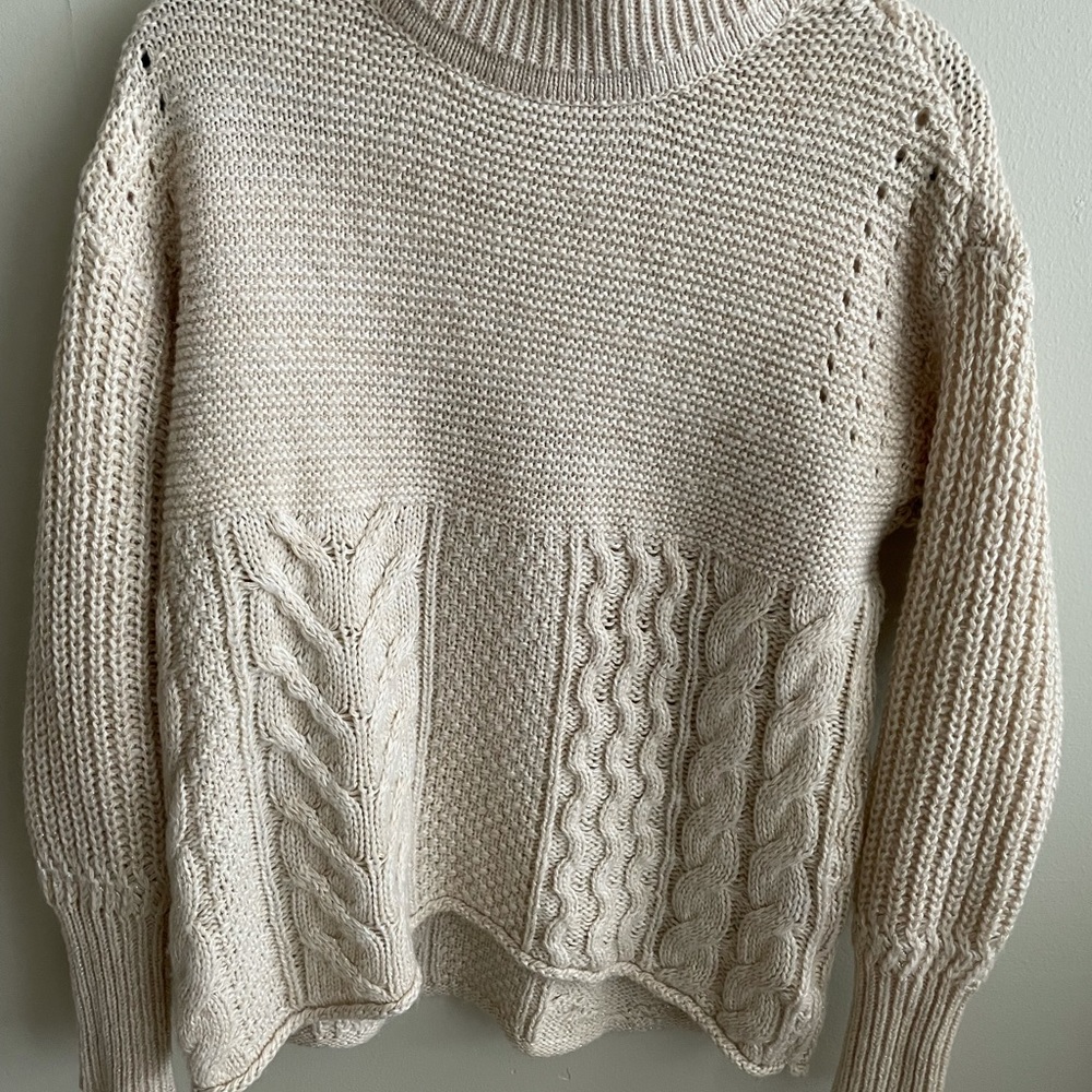 Simply Vera Wang sweater